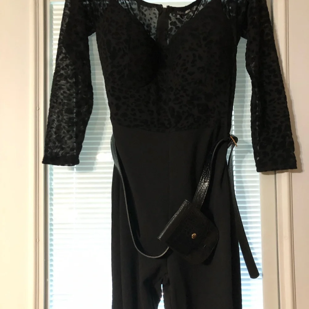 NWT Fashion Nova jumpsuit